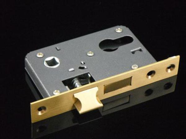 宿州汽车开锁（附近开锁师傅电话）