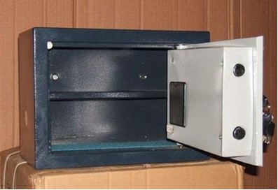 宜春开汽车锁(找开锁师傅)(图1) 宜春开汽车锁(找开锁师傅)