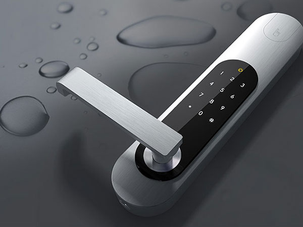 桂林换锁芯公司电话（配汽车钥匙多少钱）