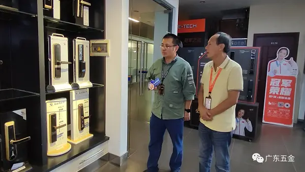 他手里这把“古董锁”，竟然是中国智能锁的起点(图15)