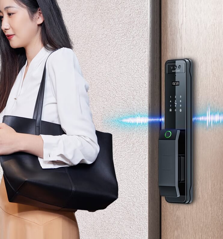 全自动猫眼指纹锁（ZL-700 全能版）—— 三口之家的 “实用型安防标配”(图3)