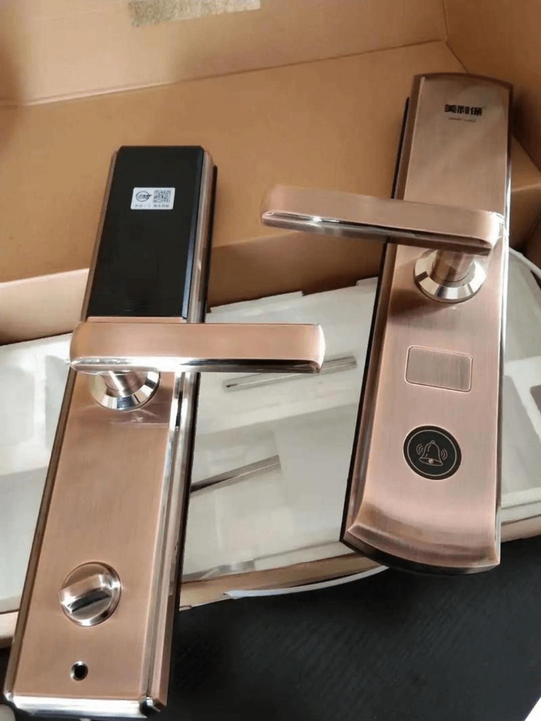 指纹密码锁没电怎么开锁？3 种应急方法 + 避坑指南（秒上手）(图3)