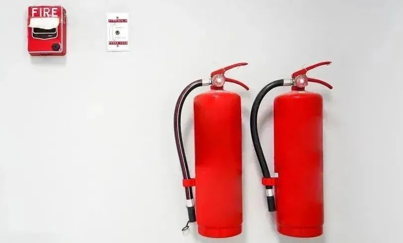 家庭安防不可忽视的 8 大安全隐患:智能时代下的隐形风险与规避指南(图3) 家庭安防不可忽视的 8 大安全隐患:智能时代下的隐形风险与规避指南(图3)