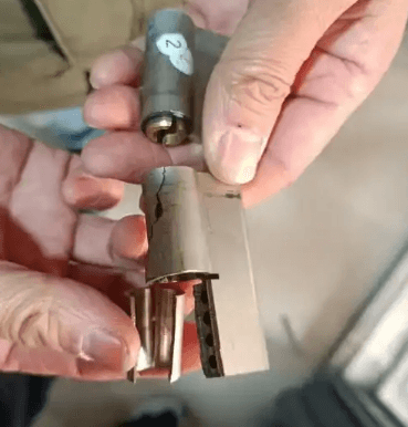 锁芯坏了如何拆锁？超实用教程+避坑指南！